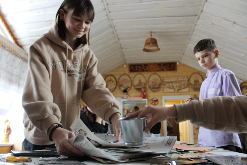 Ржевские школьники создали галерею коллажей о своем городе